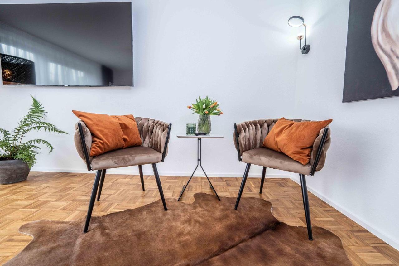 City Wohnung Fn L 5 Klimatisiert Mit Balkon Und Kueche FDH Exterior photo