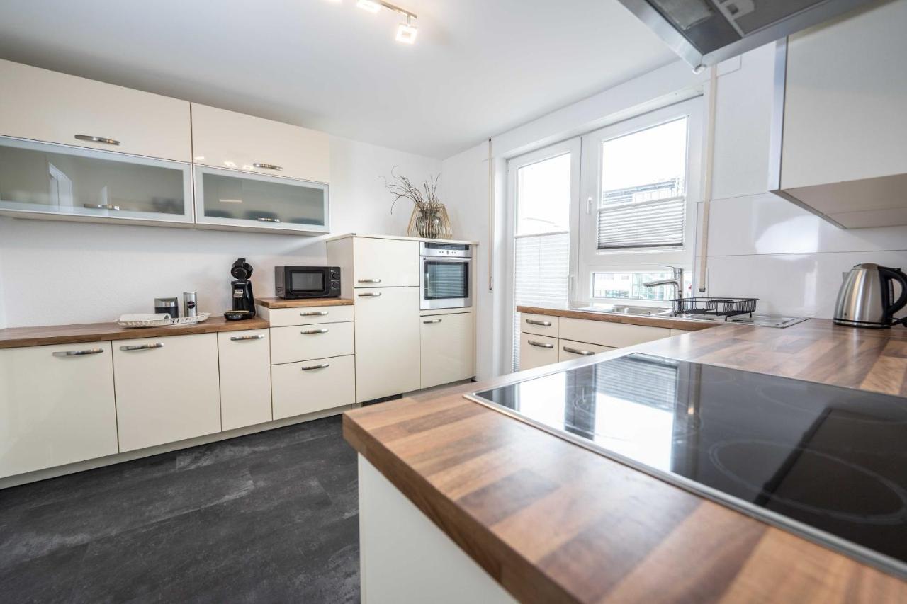 City Wohnung Fn L 5 Klimatisiert Mit Balkon Und Kueche FDH Exterior photo