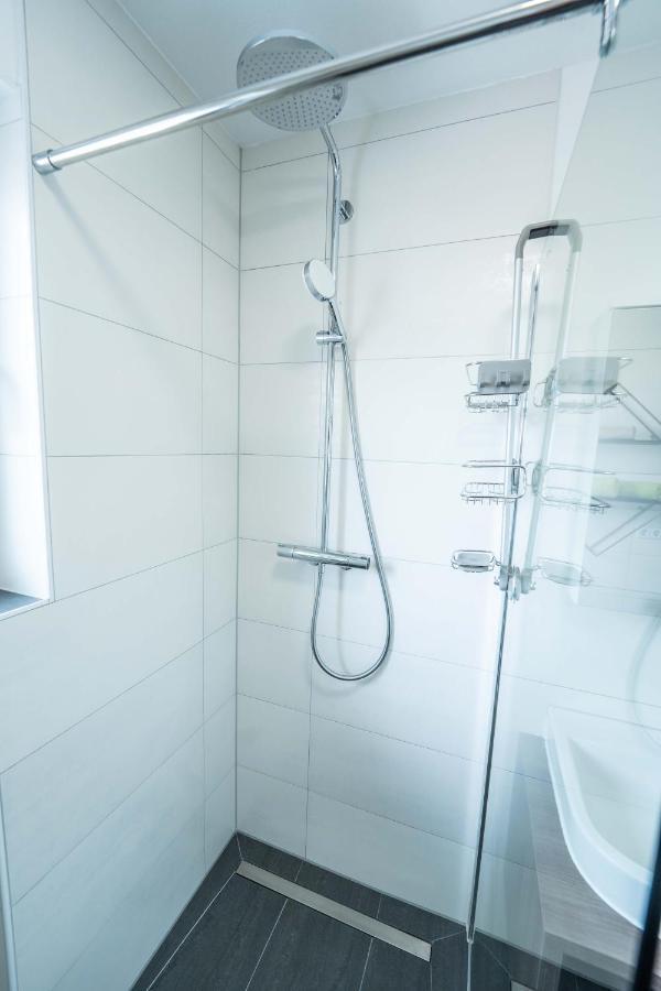 City Wohnung Fn L 5 Klimatisiert Mit Balkon Und Kueche FDH Exterior photo